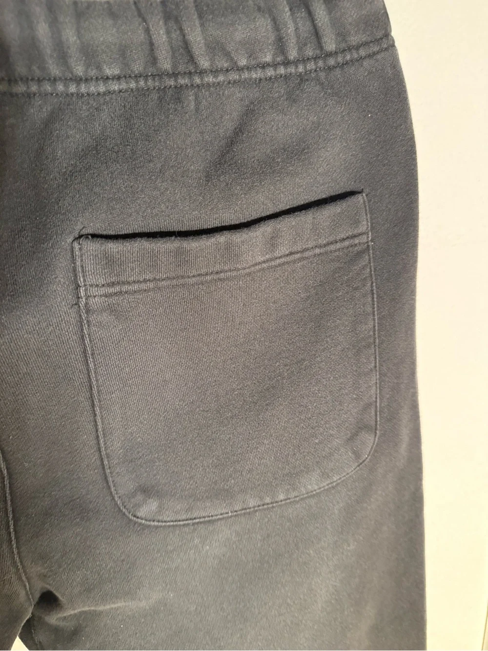 Essentials minimal joggers